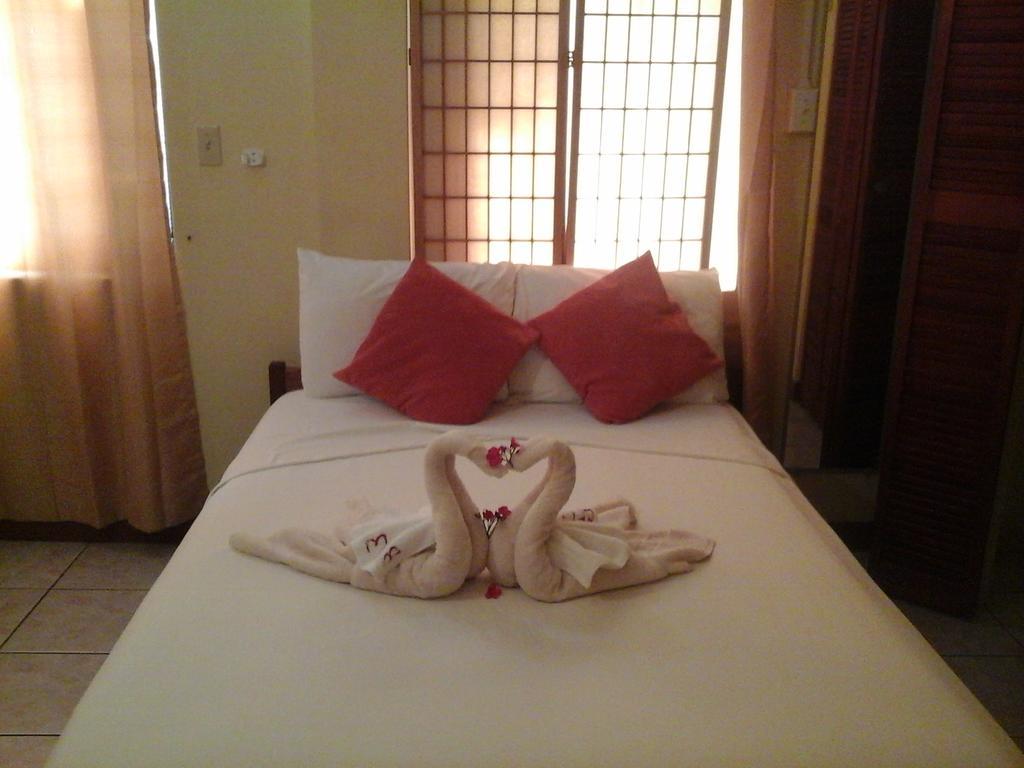 Belcove Hotel & Guesthouse Belize City Ngoại thất bức ảnh