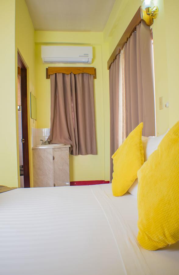 Belcove Hotel & Guesthouse Belize City Ngoại thất bức ảnh